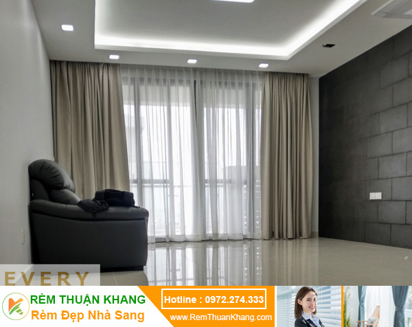 Rèm vải Hàn Quốc cho cửa chính nhà thêm sang trọng