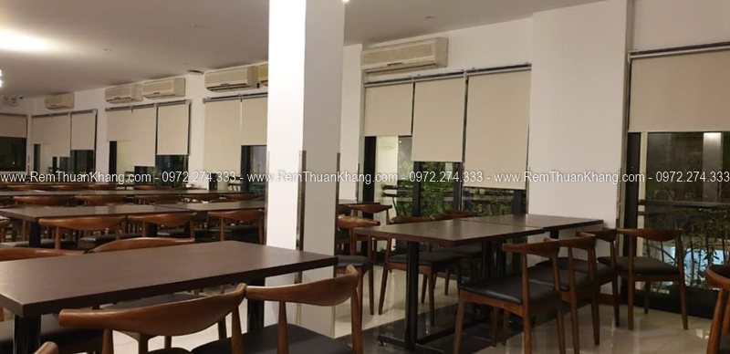 Rèm cuốn chống nắng với chất liệu vải rèm cản nắng 100%
