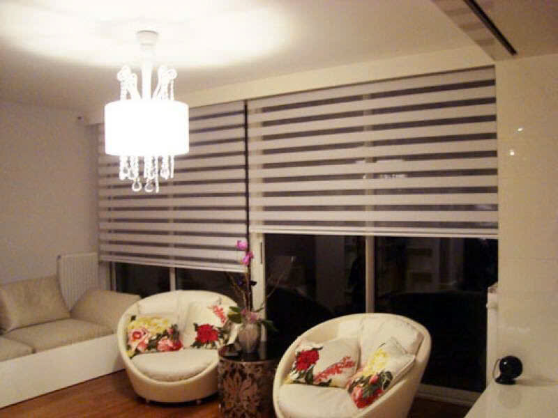 Rèm cầu vồng phòng khách 