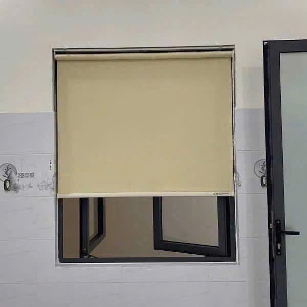 Rèm cuốn cửa sổ 