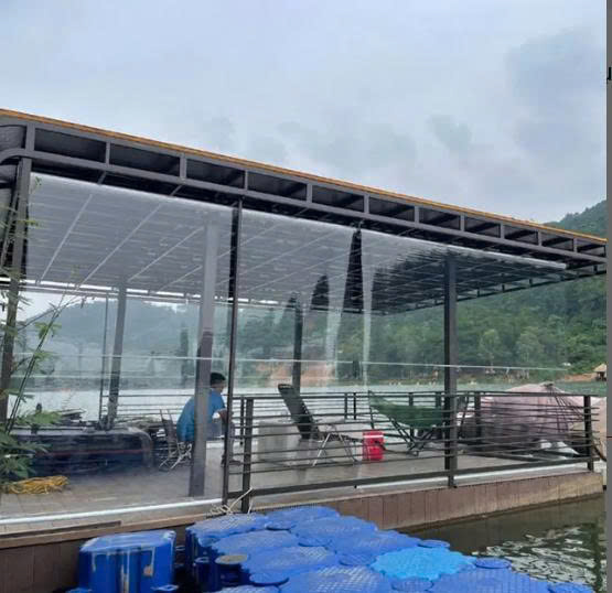 Rèm cuốn nhựa PVC trong suốt 